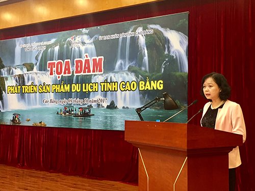 Phó Tổng cục trưởng TCDL Nguyễn Thị Thanh Hương phát biểu tại tọa đàm